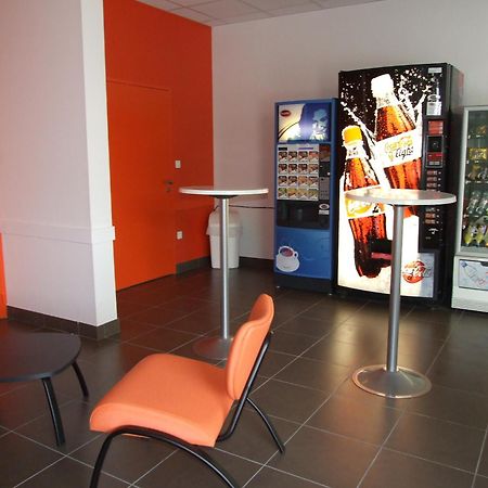 Jf Accueil & Formation Otel Cholet Dış mekan fotoğraf