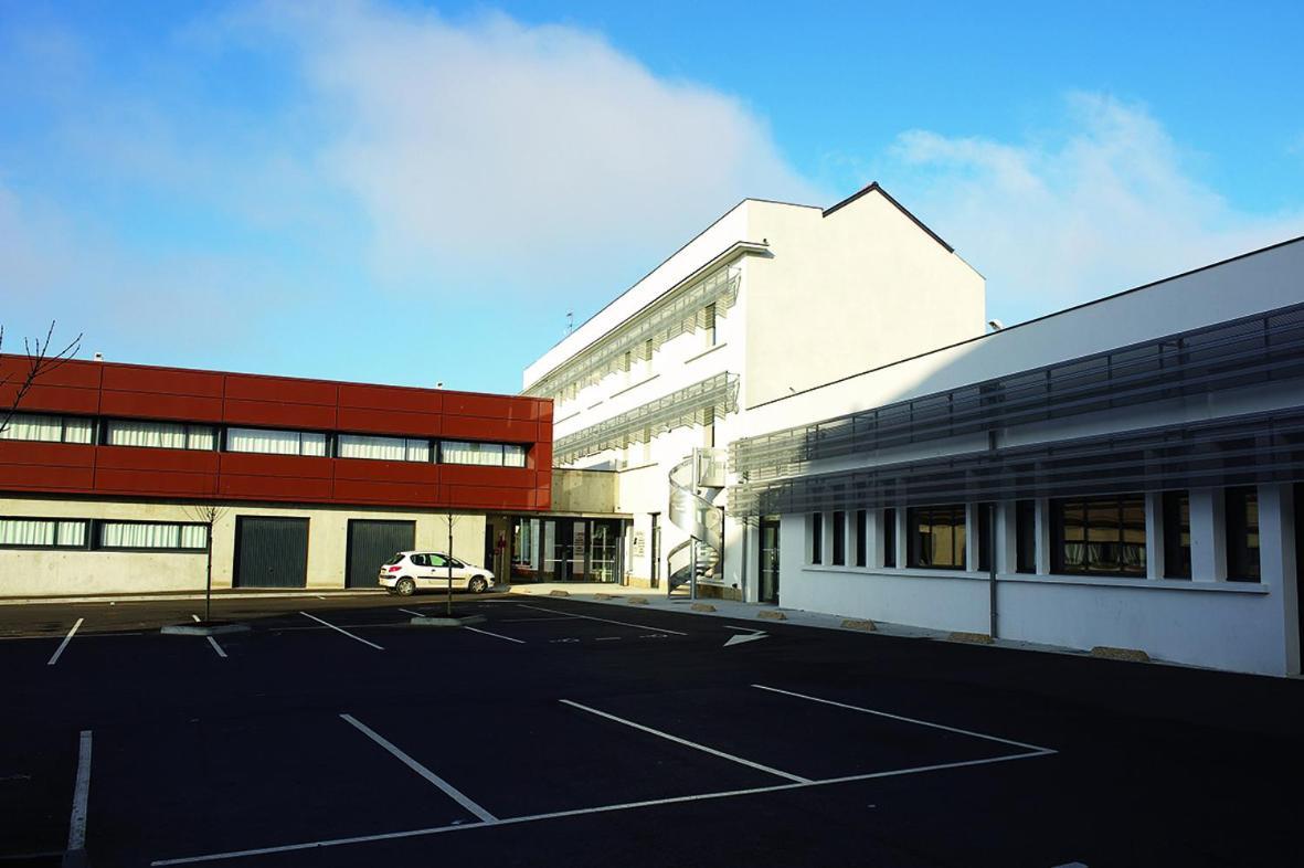 Jf Accueil & Formation Otel Cholet Dış mekan fotoğraf